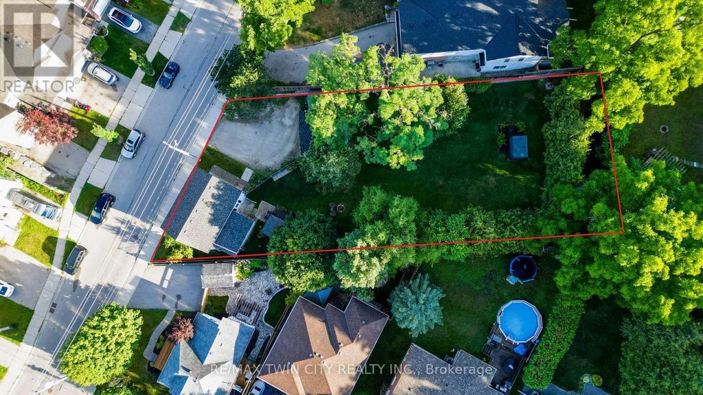 64 Woolwich Street, Kitchener