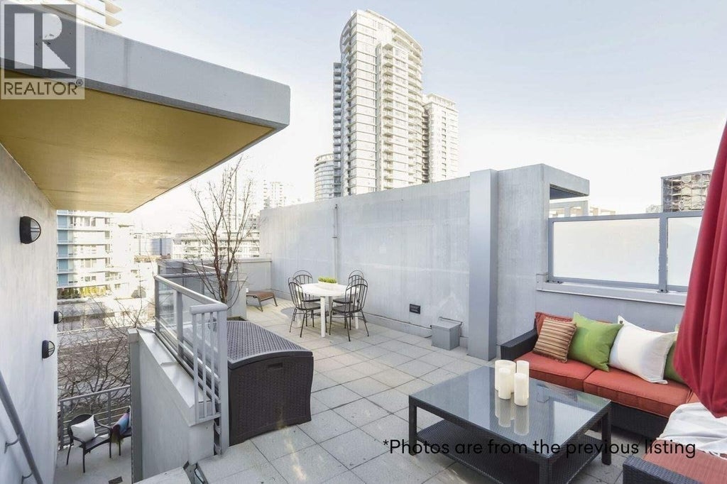 112 Dunsmuir Street, Vancouver