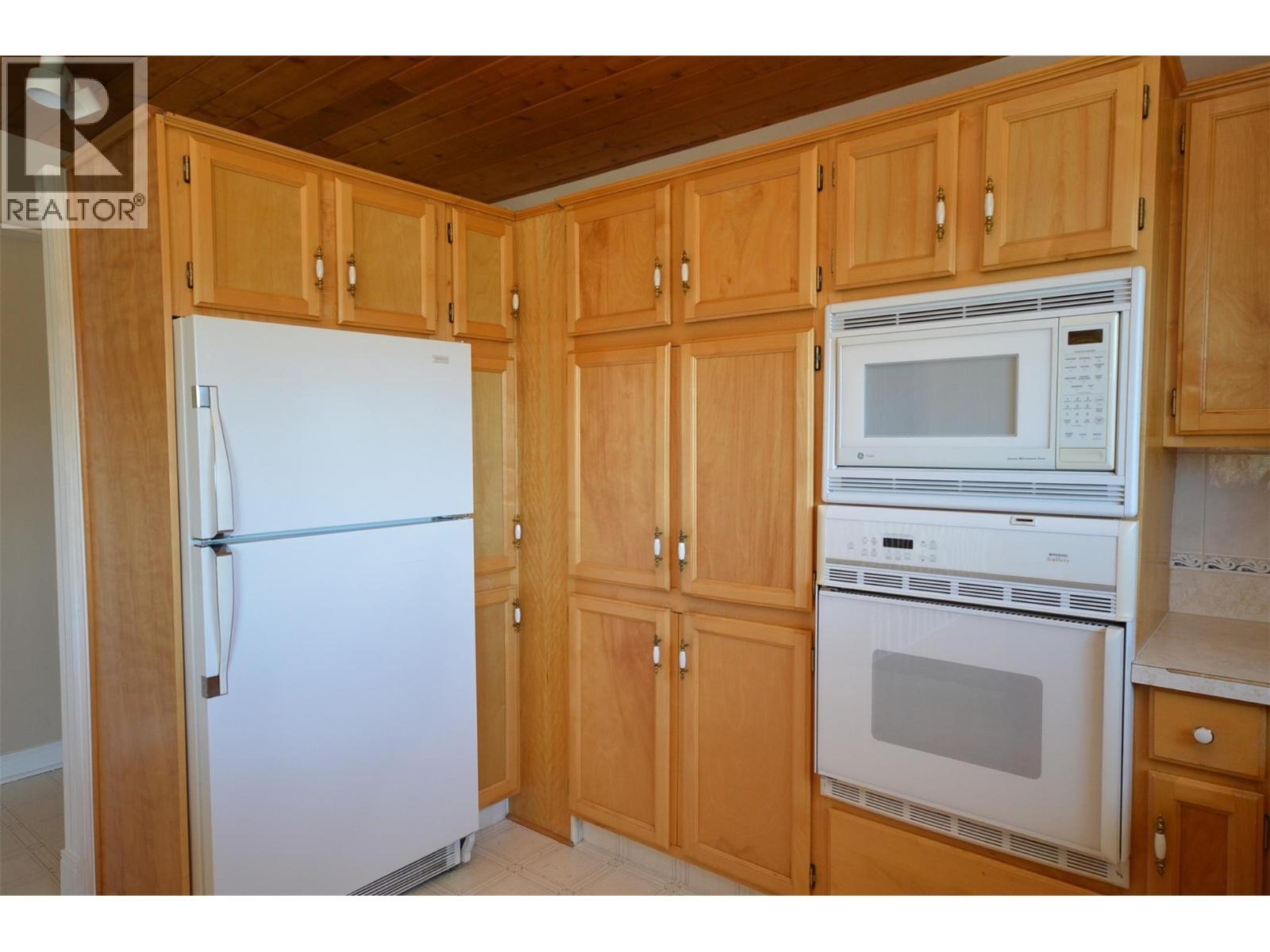 6609 Southwind Road. Vernon, British Columbia