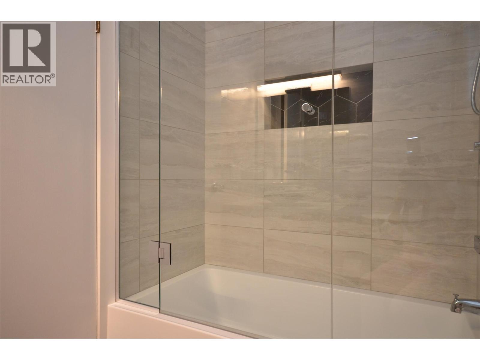 6609 Southwind Road. Vernon, British Columbia