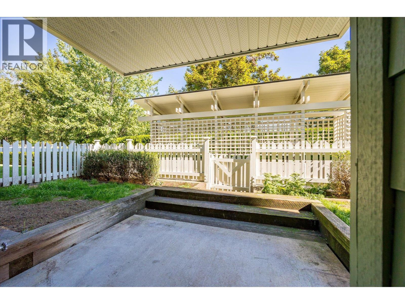 539 Yates Road Unit# 116. Kelowna, British Columbia