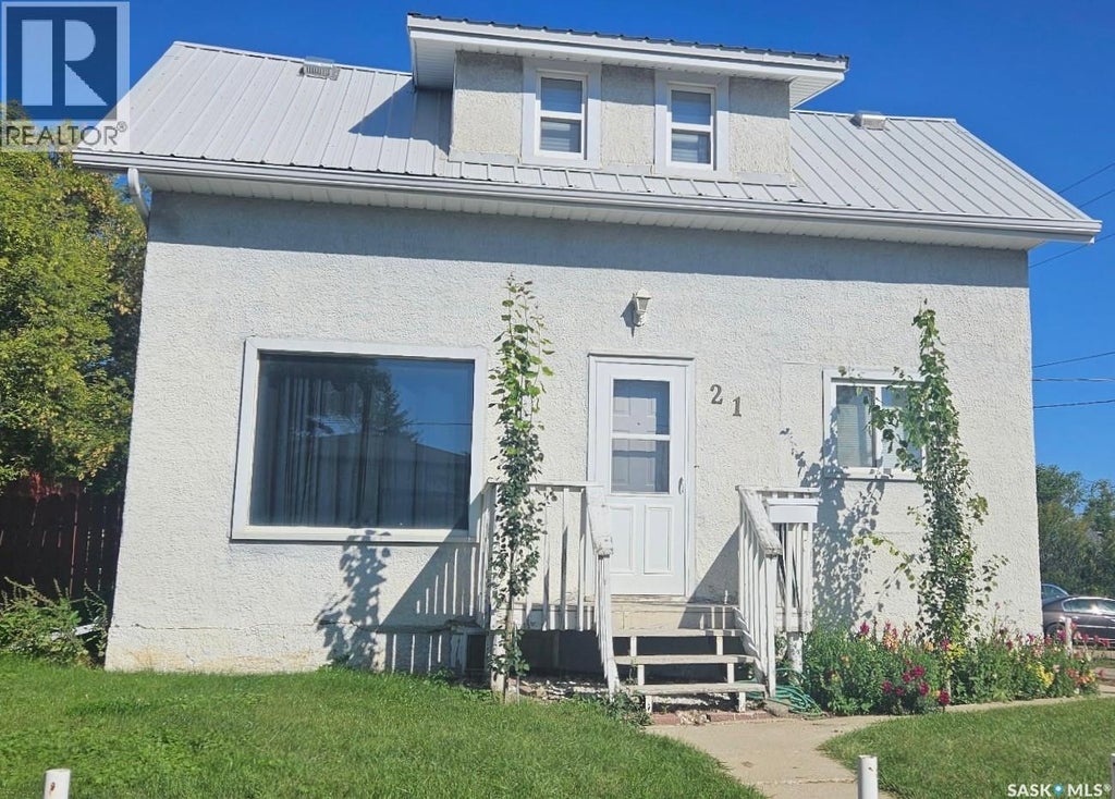 21 8th Avenue Ne, Swift Current