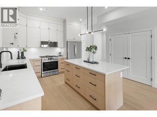 392 Chardonnay Avenue. Oliver, British Columbia