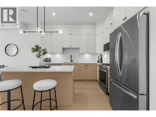 392 Chardonnay Avenue. Oliver, British Columbia