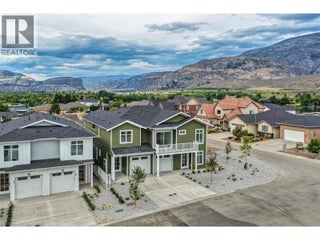 392 Chardonnay Avenue. Oliver, British Columbia