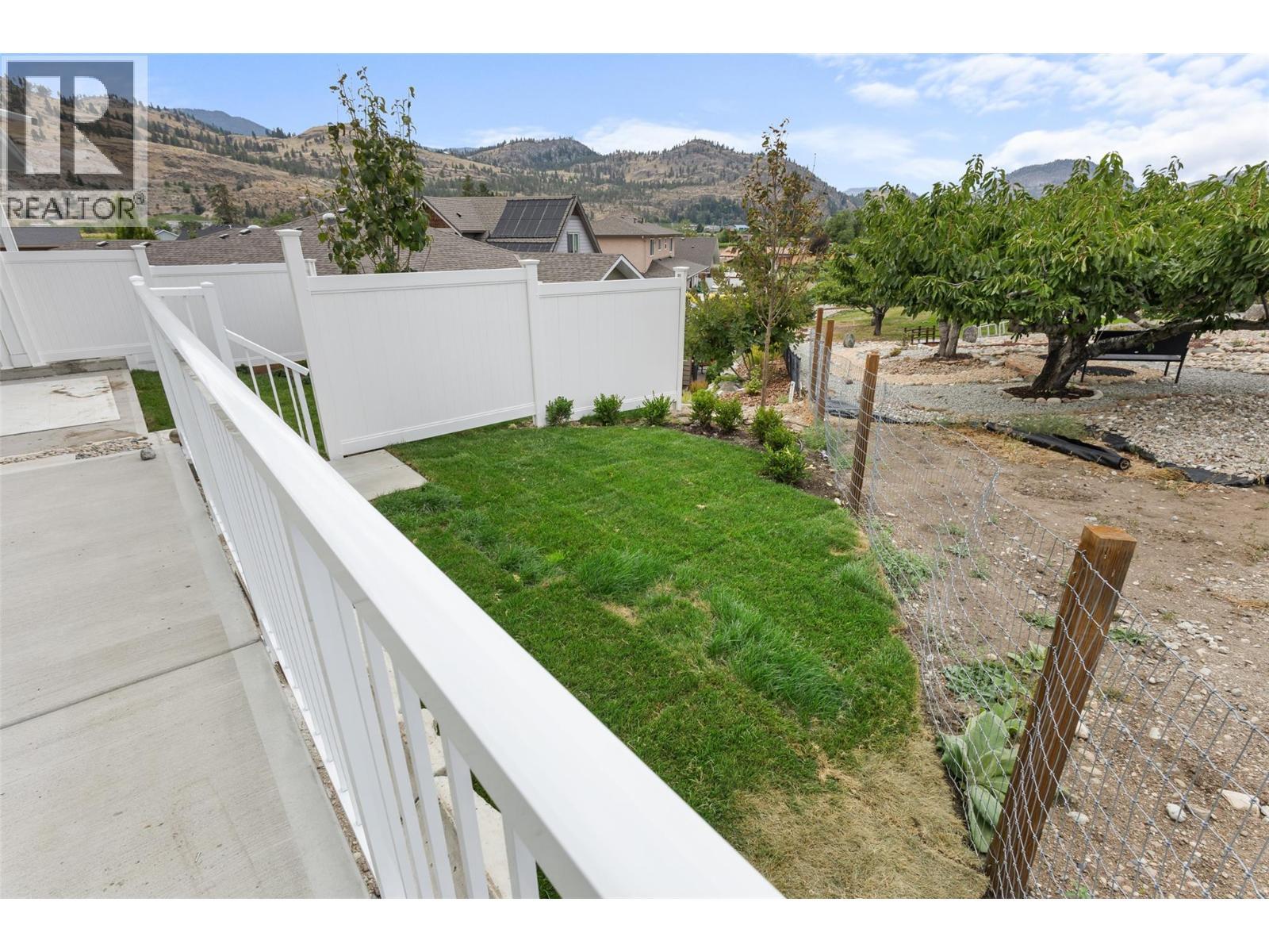 392 Chardonnay Avenue. Oliver, British Columbia