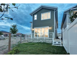 392 Chardonnay Avenue. Oliver, British Columbia