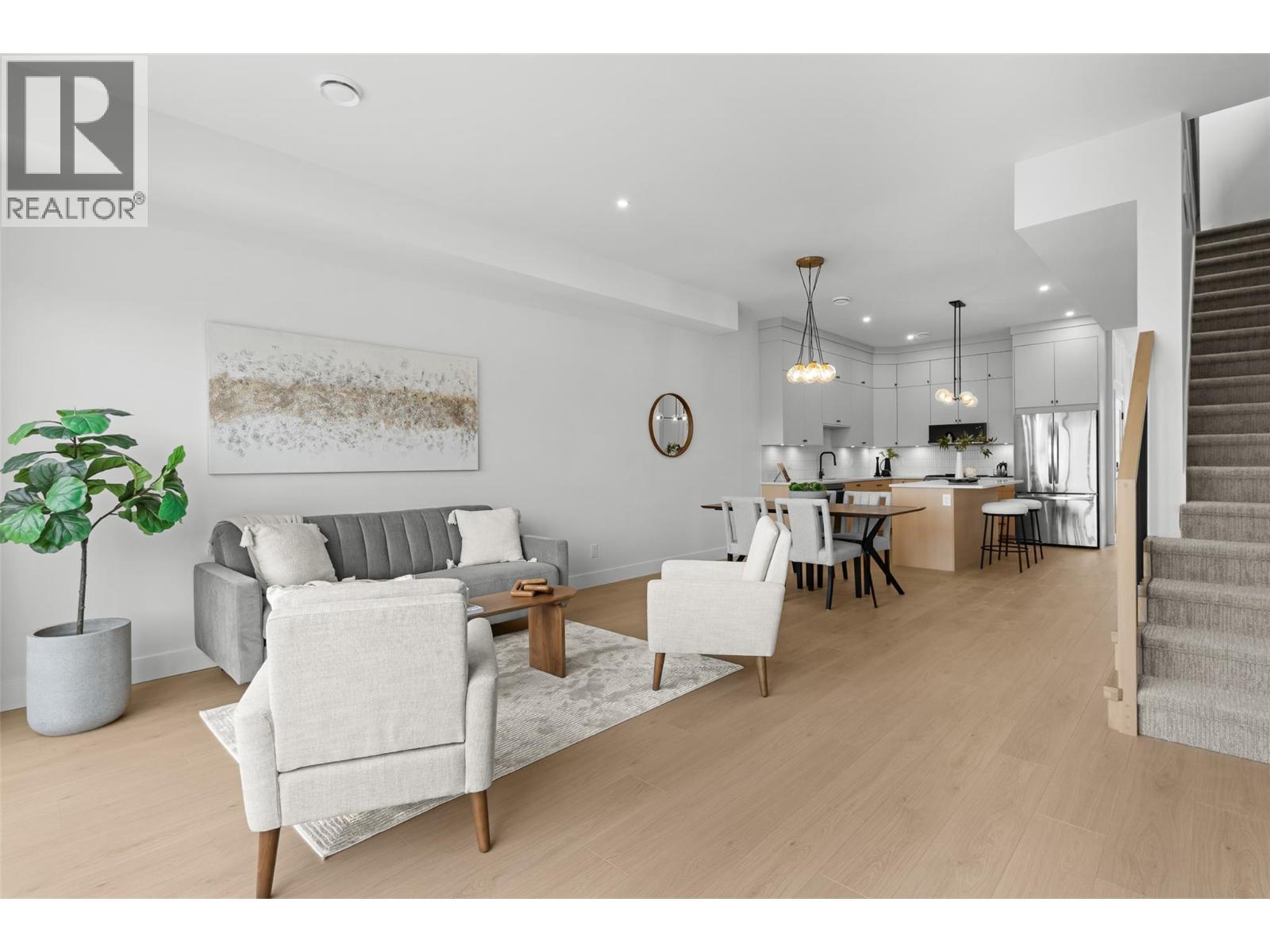 392 Chardonnay Avenue. Oliver, British Columbia