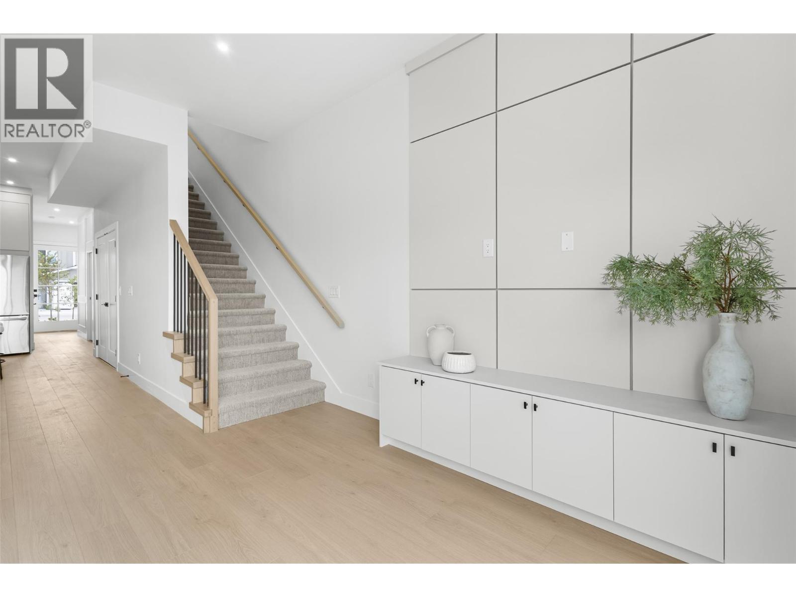 392 Chardonnay Avenue. Oliver, British Columbia