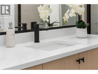 392 Chardonnay Avenue. Oliver, British Columbia