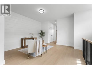 392 Chardonnay Avenue. Oliver, British Columbia