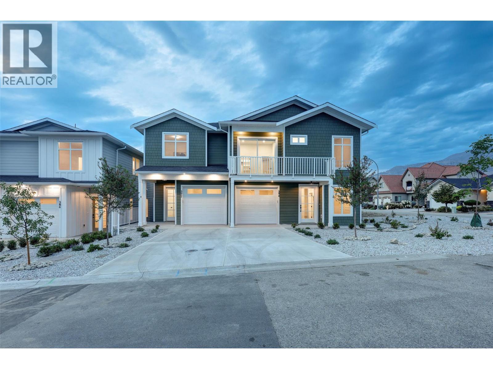 392 Chardonnay Avenue. Oliver, British Columbia