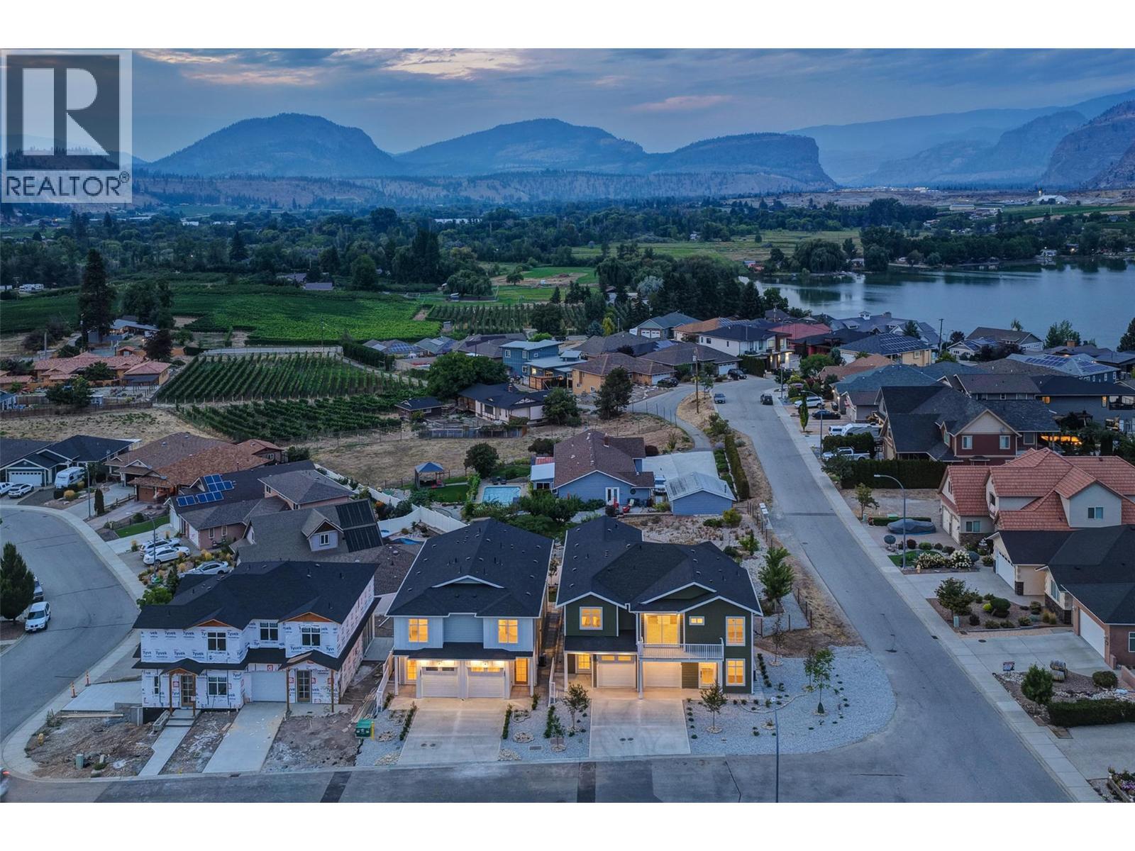 392 Chardonnay Avenue. Oliver, British Columbia