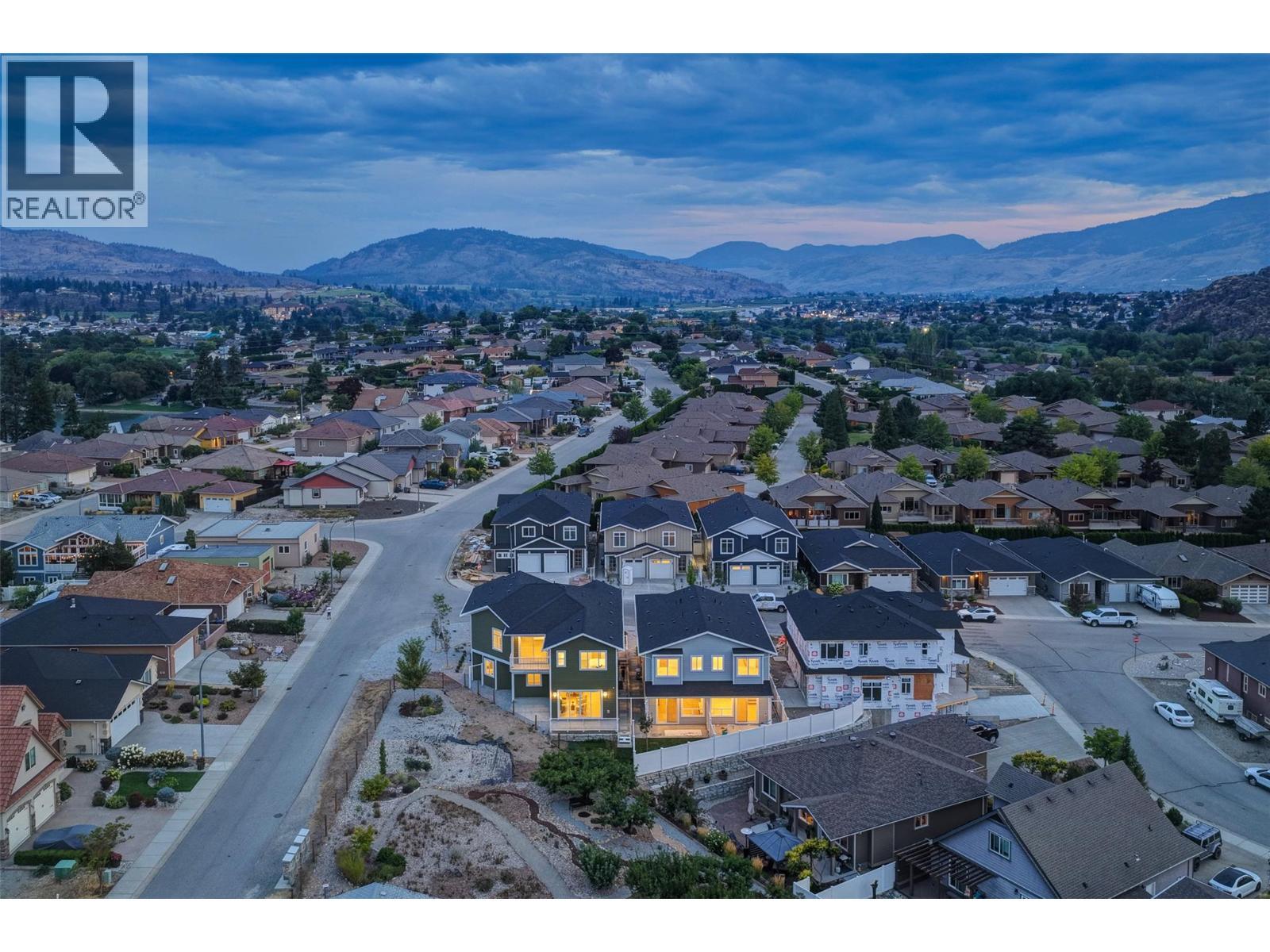 392 Chardonnay Avenue. Oliver, British Columbia