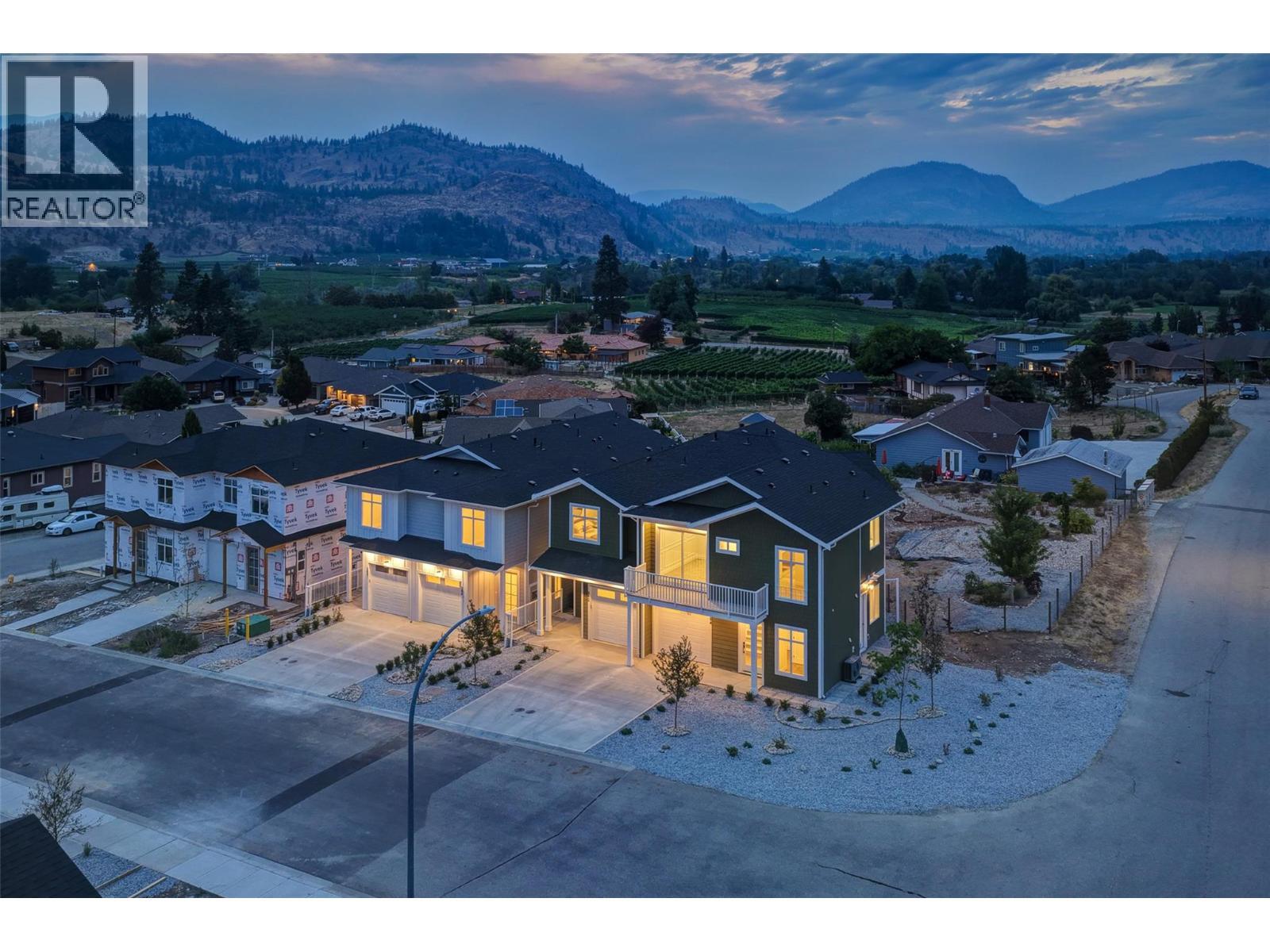 392 Chardonnay Avenue. Oliver, British Columbia