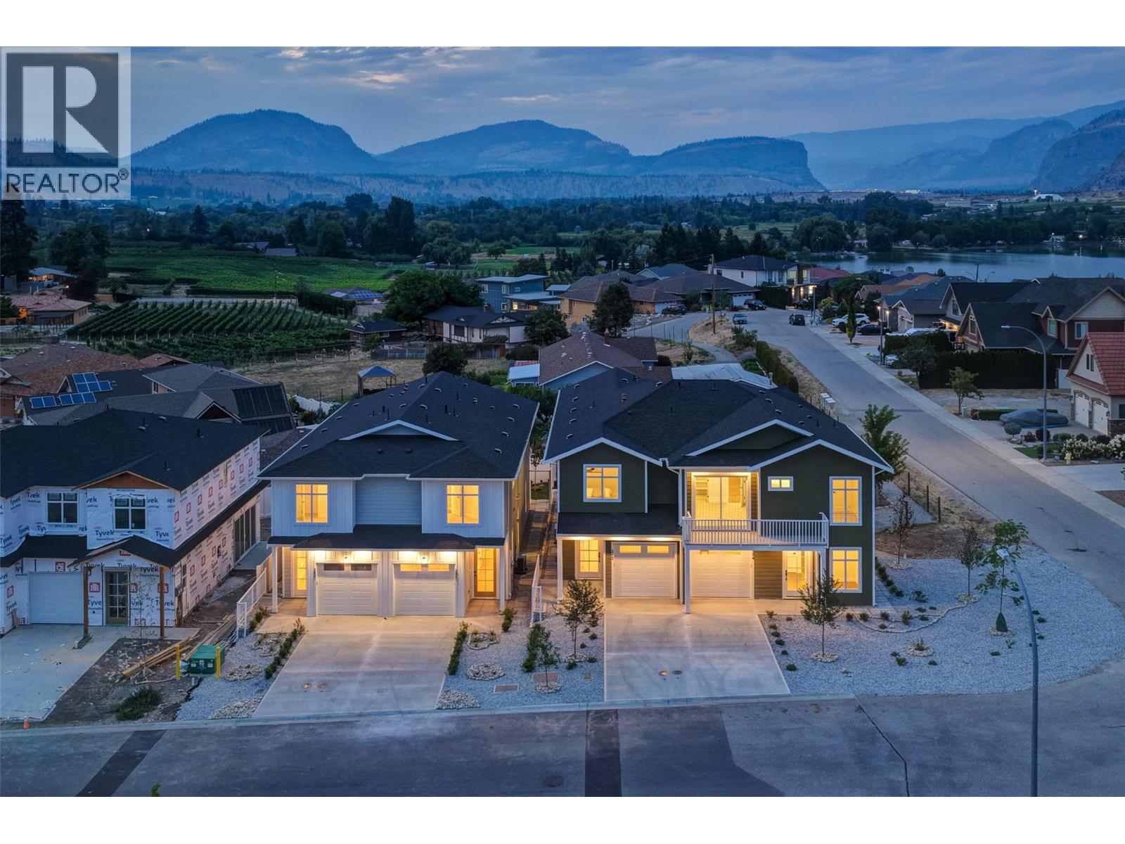 392 Chardonnay Avenue. Oliver, British Columbia