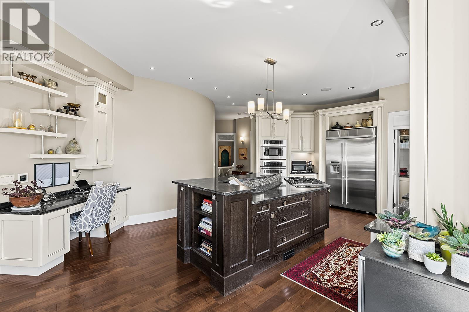 2410 Abbott Street Unit# 4. Kelowna, British Columbia