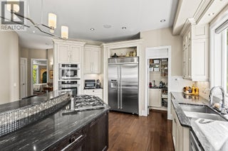 2410 Abbott Street Unit# 4. Kelowna, British Columbia