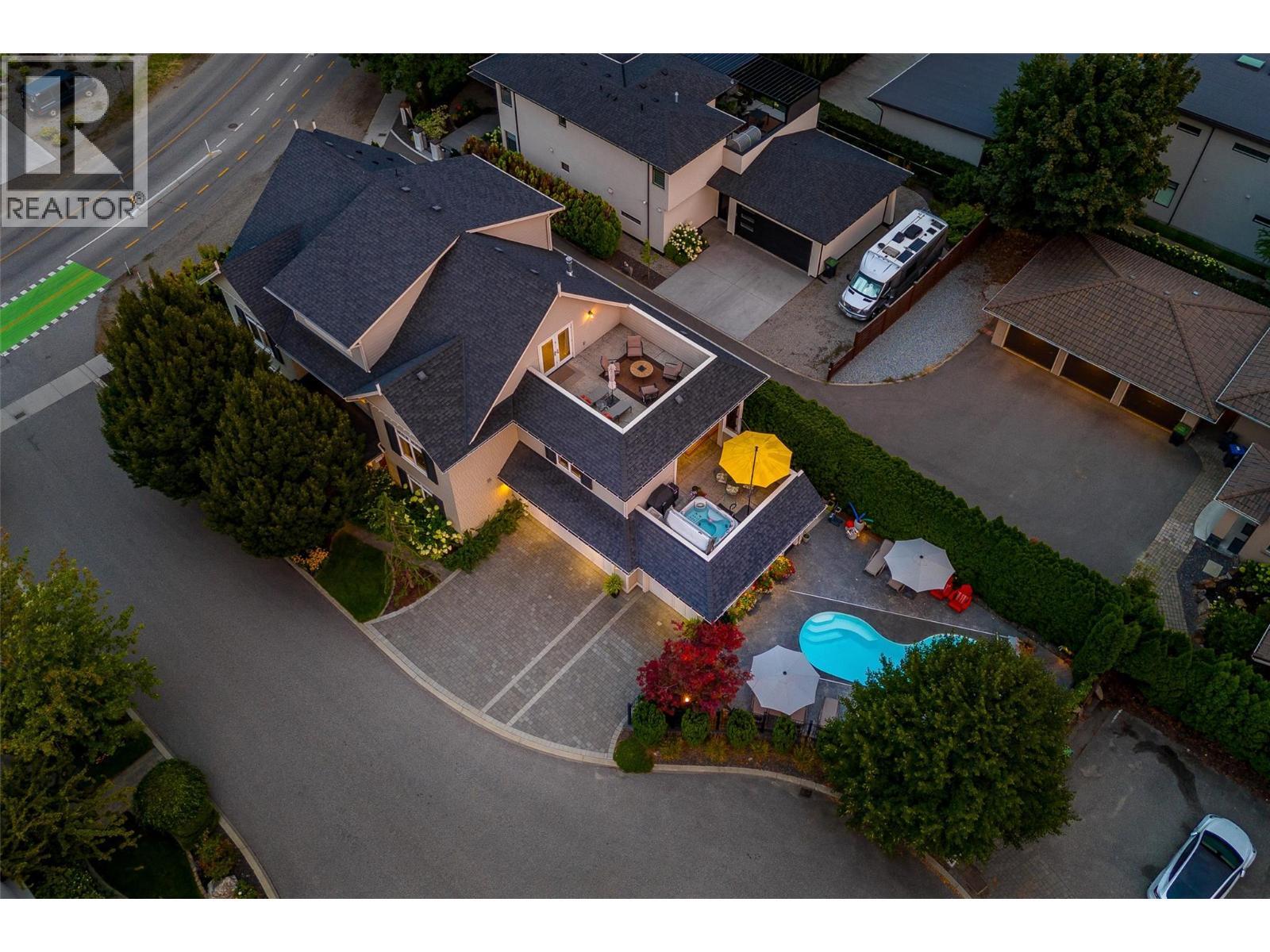 2410 Abbott Street Unit# 4. Kelowna, British Columbia