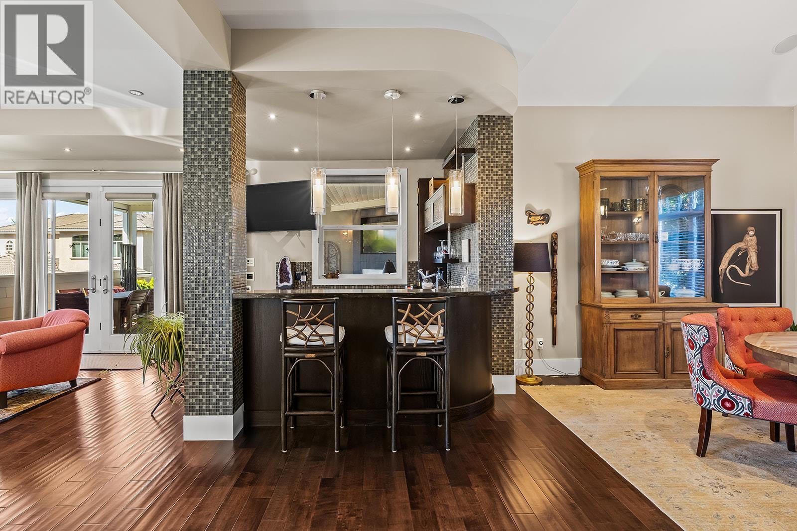 2410 Abbott Street Unit# 4. Kelowna, British Columbia