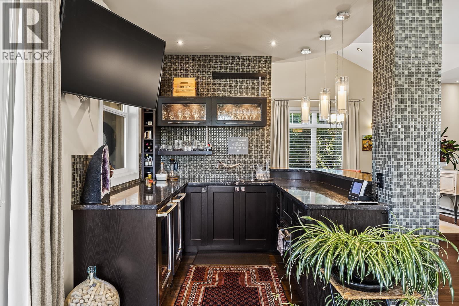 2410 Abbott Street Unit# 4. Kelowna, British Columbia