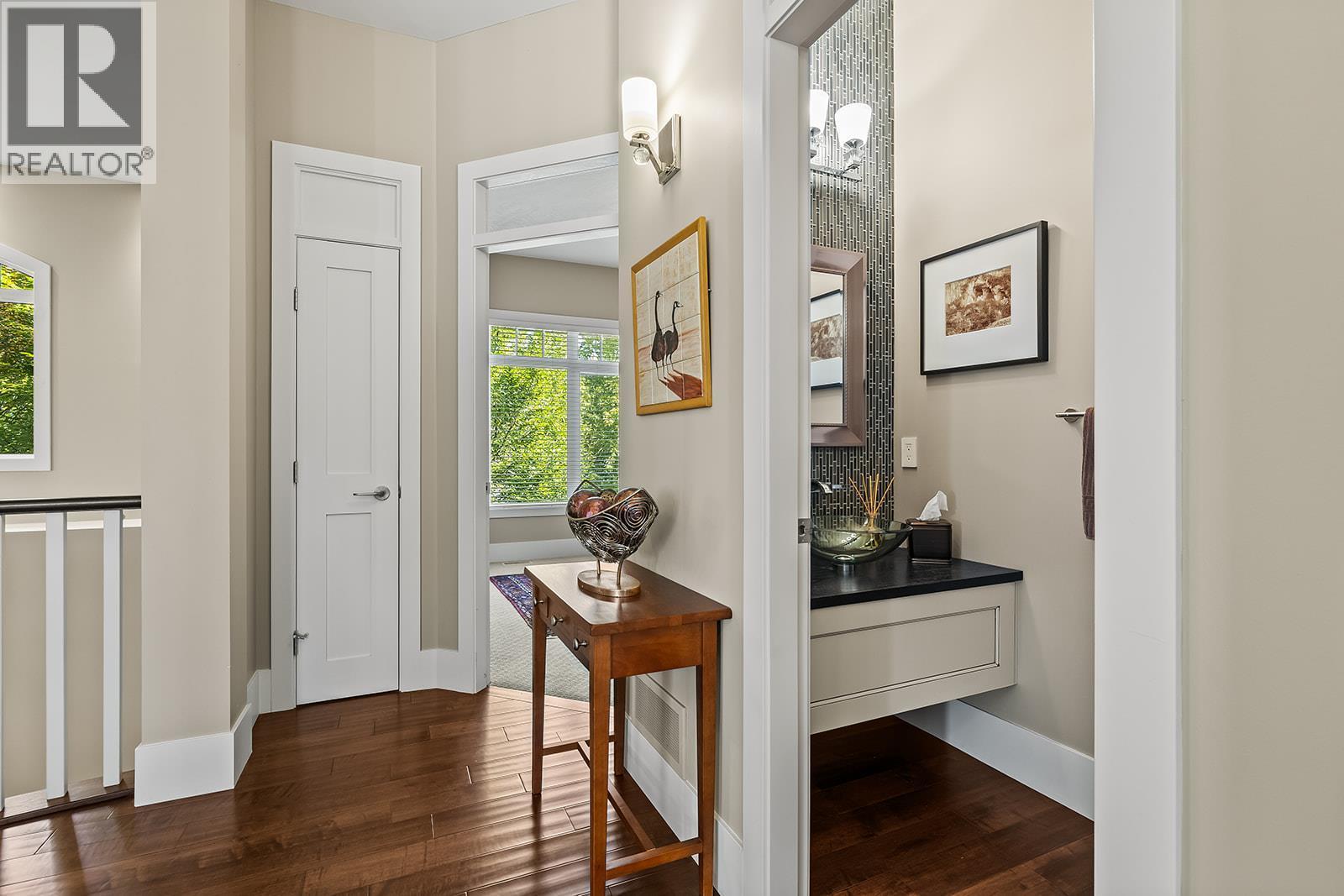 2410 Abbott Street Unit# 4. Kelowna, British Columbia