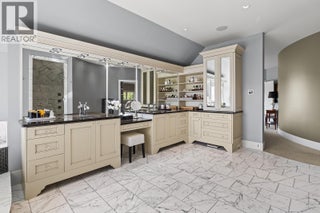 2410 Abbott Street Unit# 4. Kelowna, British Columbia