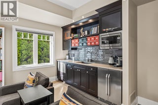 2410 Abbott Street Unit# 4. Kelowna, British Columbia