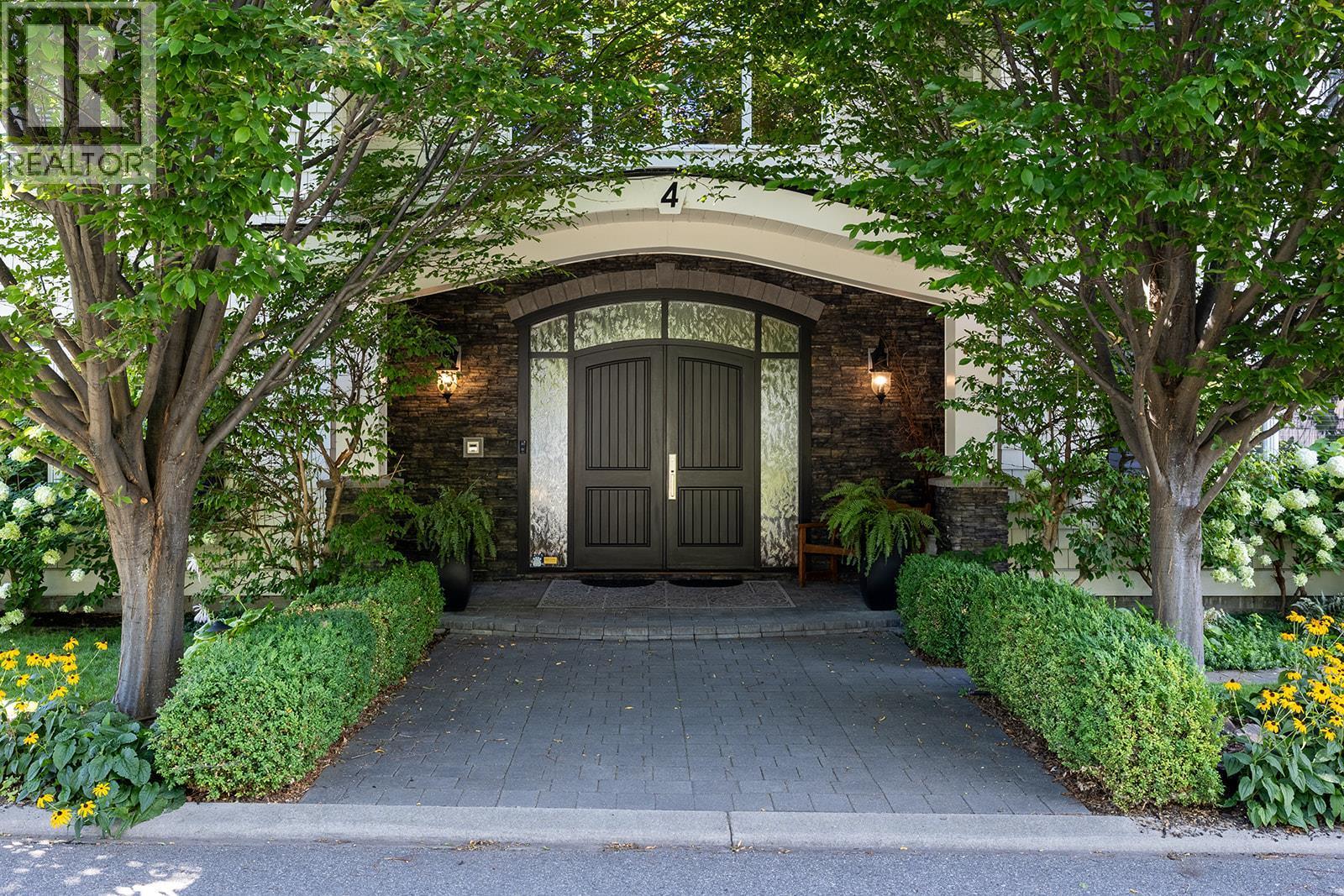 2410 Abbott Street Unit# 4. Kelowna, British Columbia