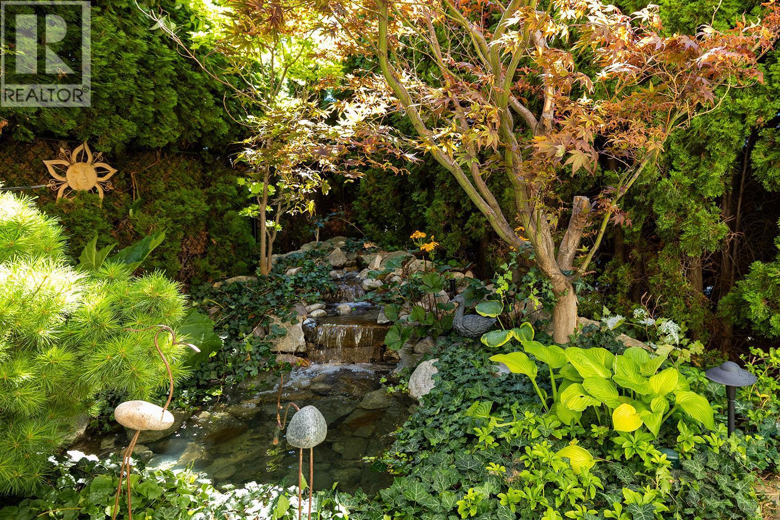 2410 Abbott Street Unit# 4. Kelowna, British Columbia