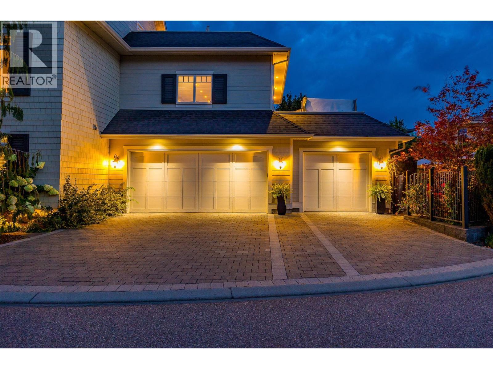 2410 Abbott Street Unit# 4. Kelowna, British Columbia