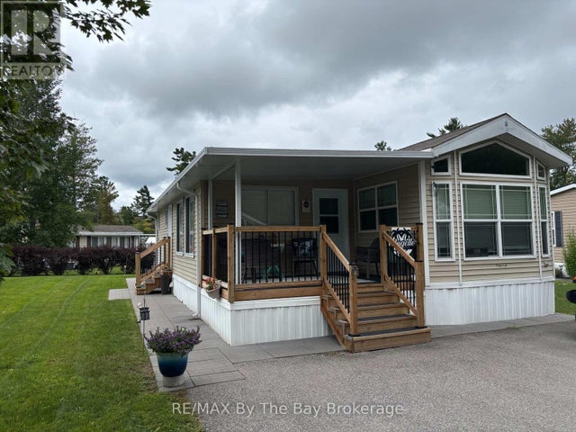 108 Madawaska Trail, Wasaga Beach
