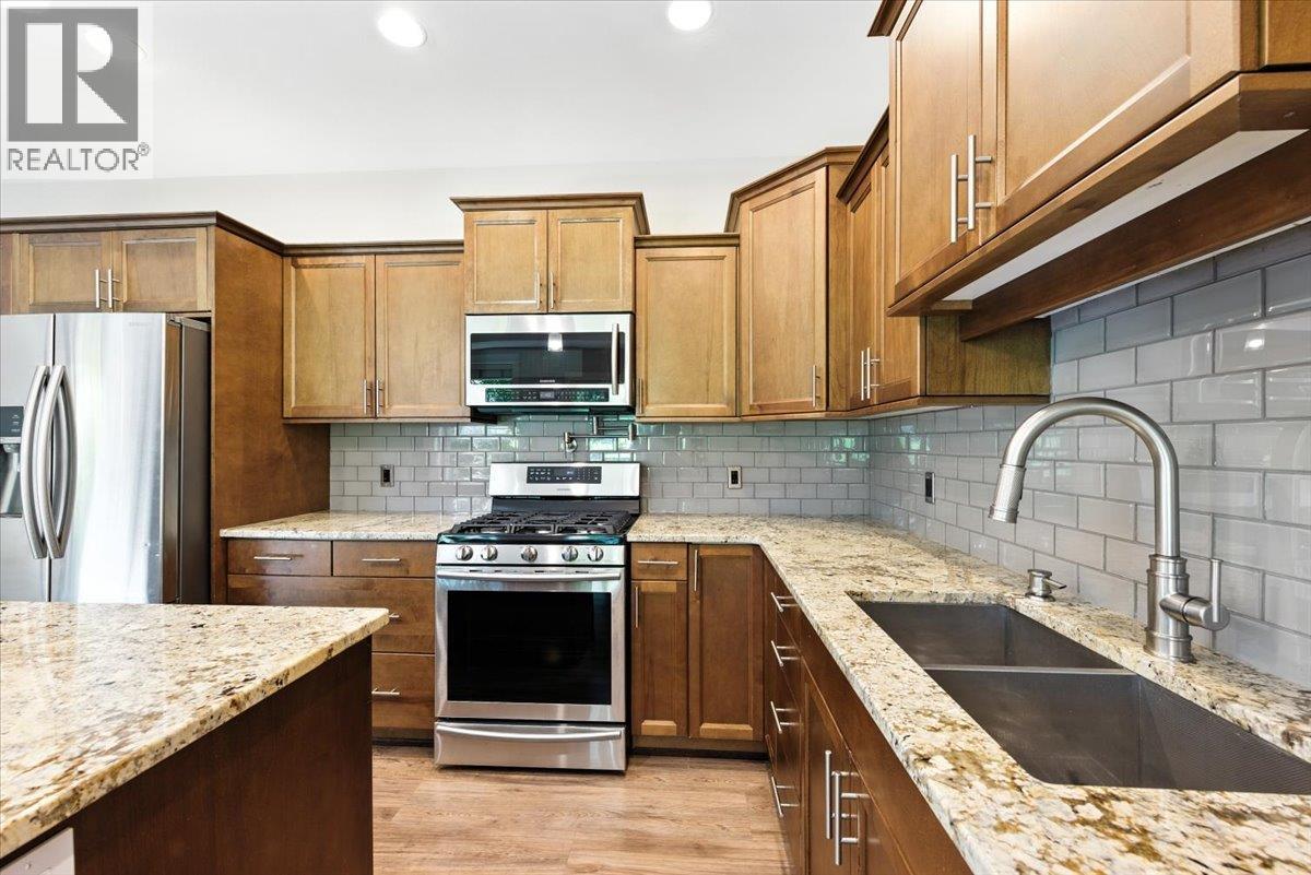 3350 Woodsdale Road Unit# 503. Lake Country, British Columbia