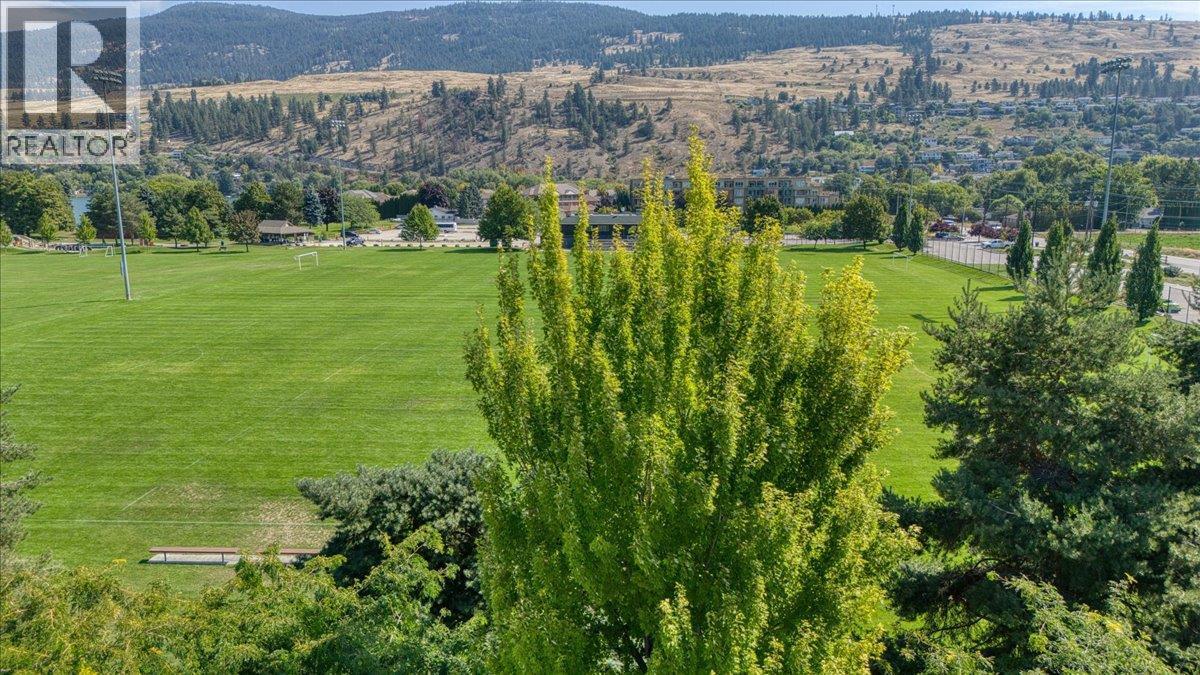 3350 Woodsdale Road Unit# 503. Lake Country, British Columbia