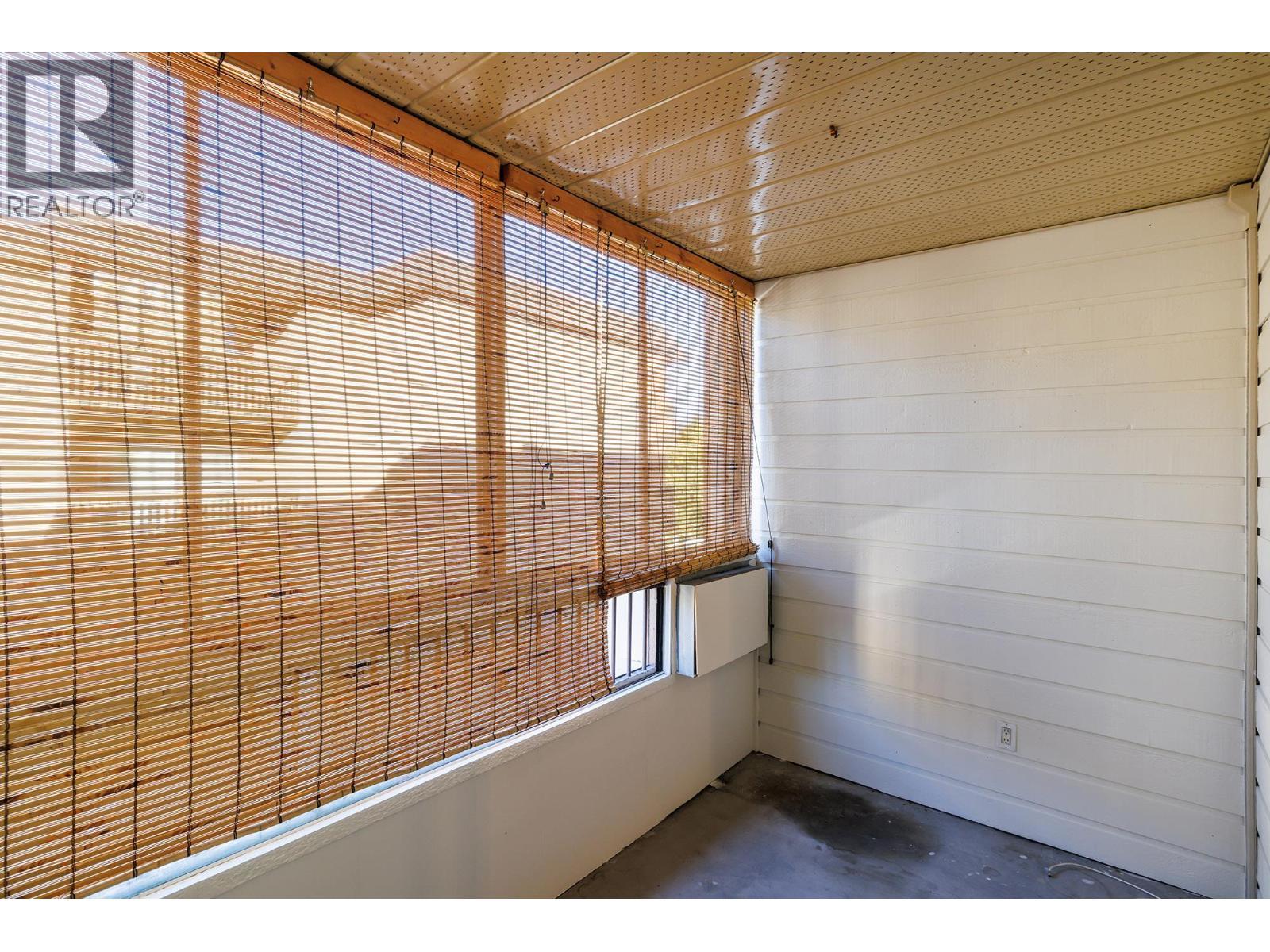 555 Rowcliffe Avenue Unit# 307. Kelowna, British Columbia