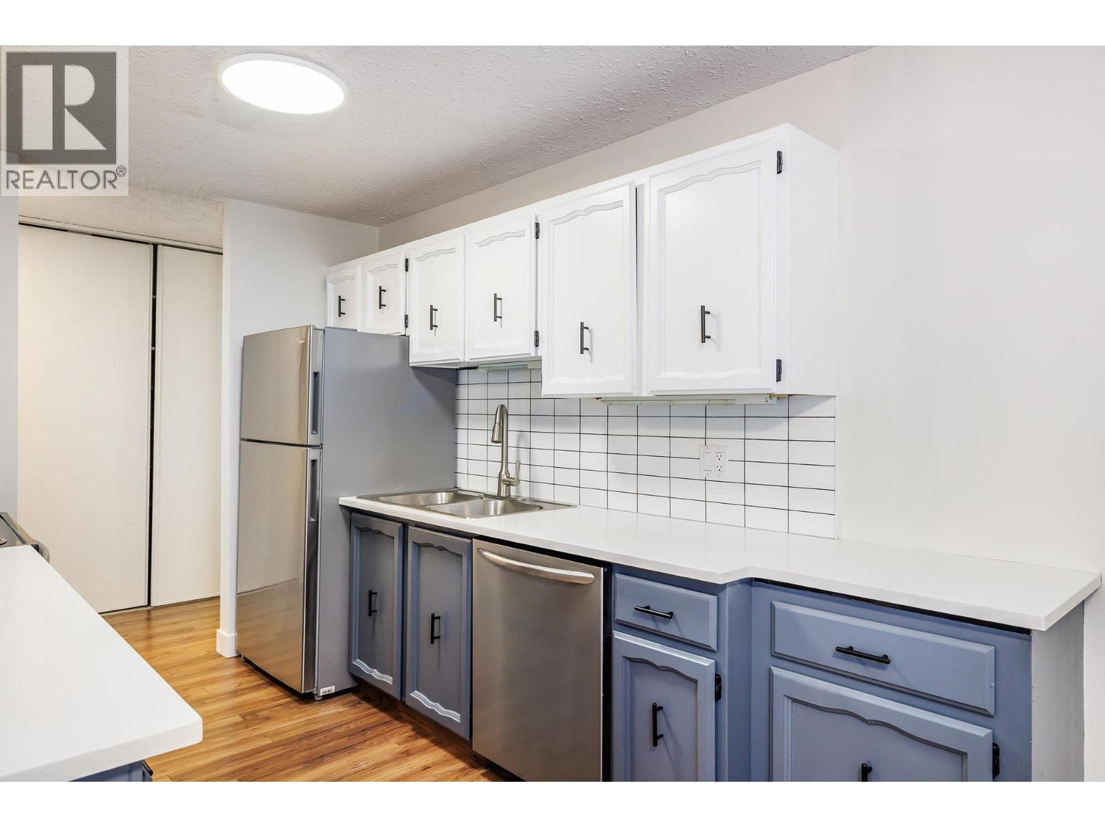 555 Rowcliffe Avenue Unit# 307. Kelowna, British Columbia