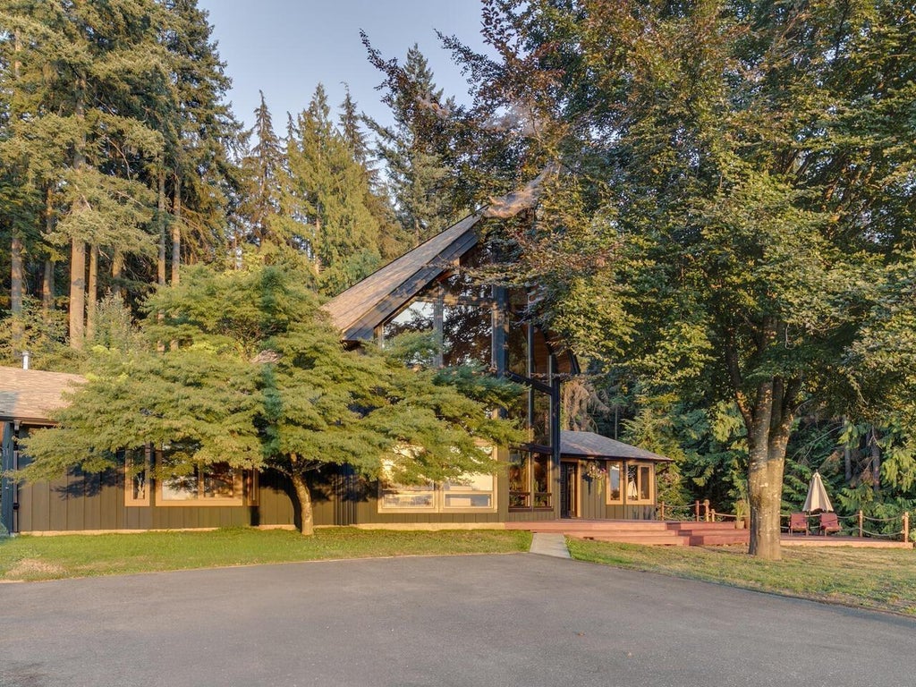 11038 Greenwood Drive, Mission