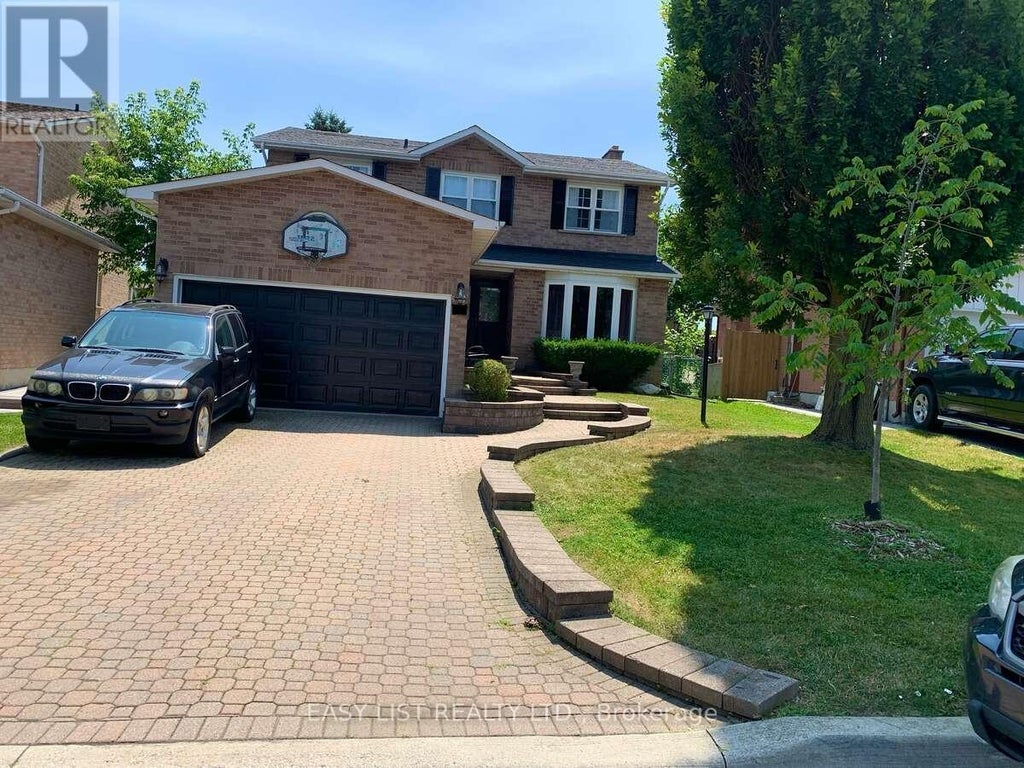 102 Burwell Crescent, Markham (raymerville)
