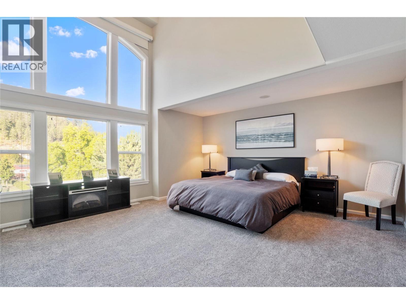 1130 Riverside Avenue Unit# 3. Sicamous, British Columbia