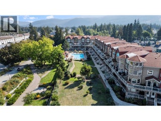 1130 Riverside Avenue Unit# 3. Sicamous, British Columbia
