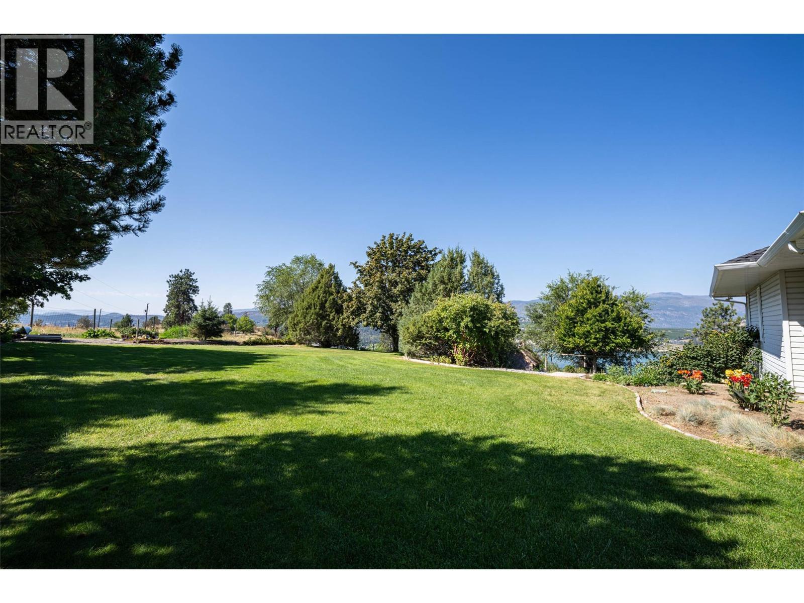 4491 Hebbert Road. Lake Country, British Columbia