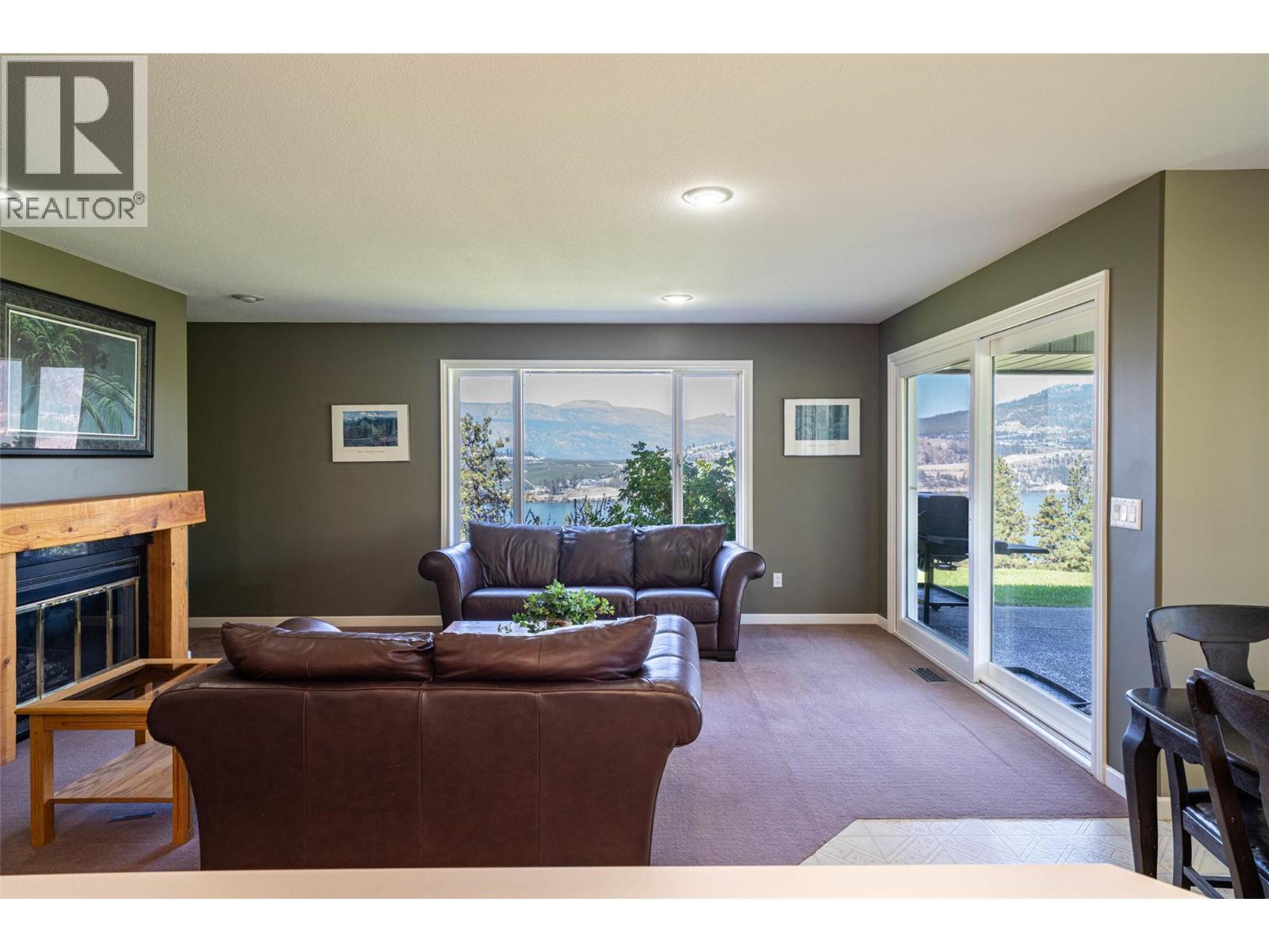 4491 Hebbert Road. Lake Country, British Columbia