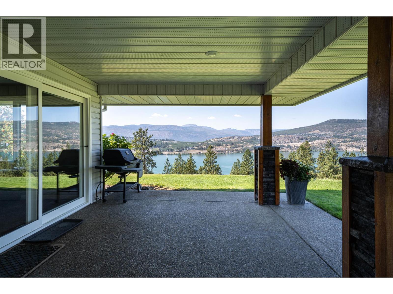 4491 Hebbert Road. Lake Country, British Columbia