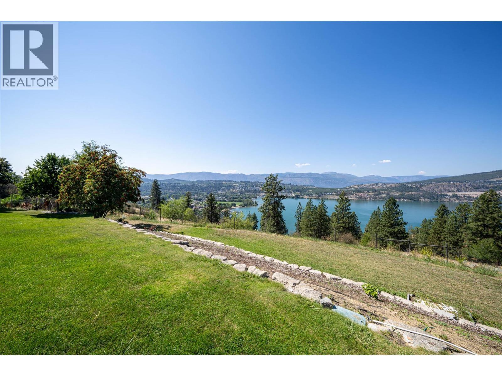 4491 Hebbert Road. Lake Country, British Columbia