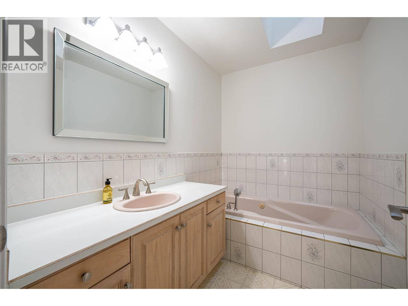 4491 Hebbert Road. Lake Country, British Columbia