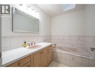 4491 Hebbert Road. Lake Country, British Columbia