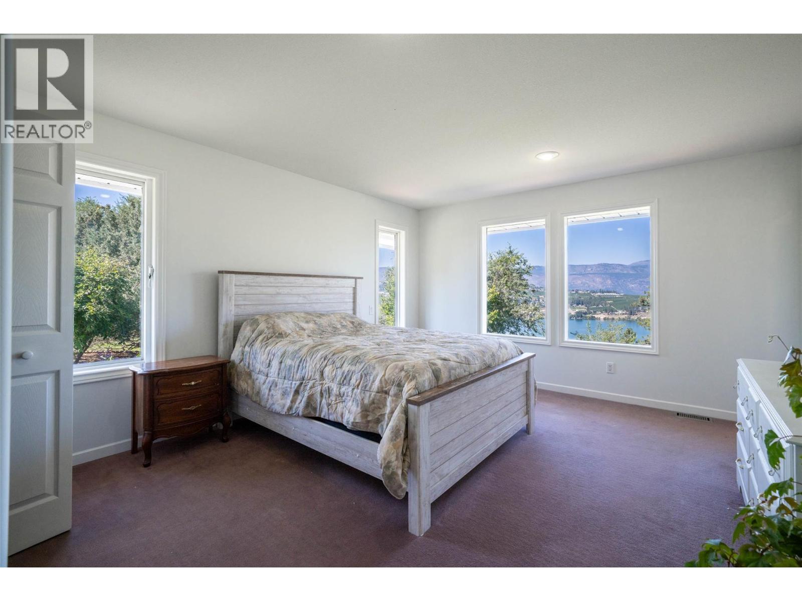 4491 Hebbert Road. Lake Country, British Columbia