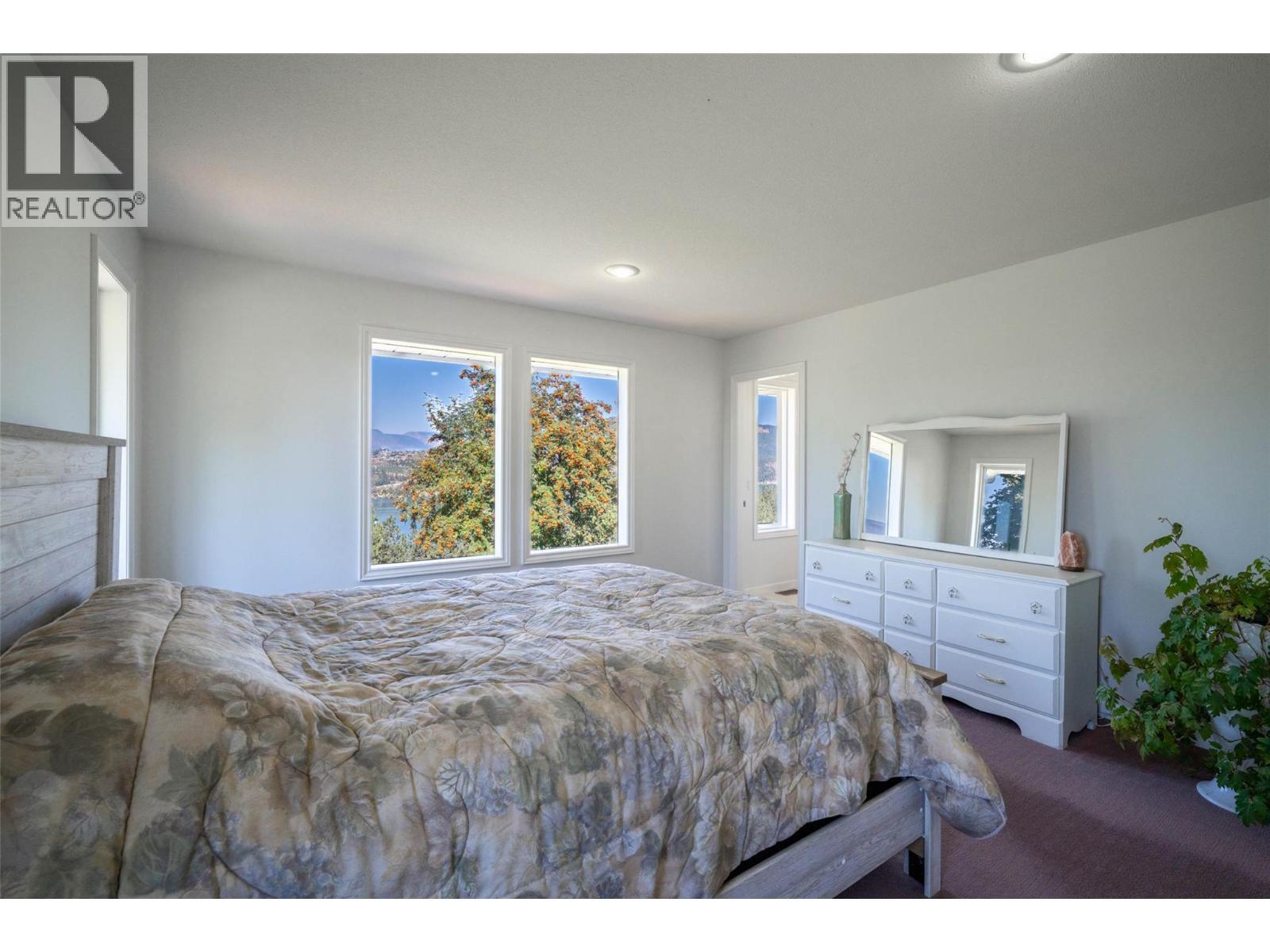 4491 Hebbert Road. Lake Country, British Columbia