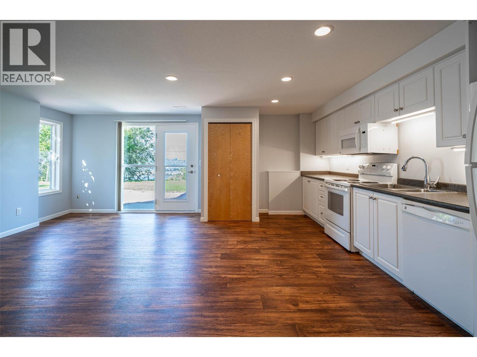 4491 Hebbert Road. Lake Country, British Columbia