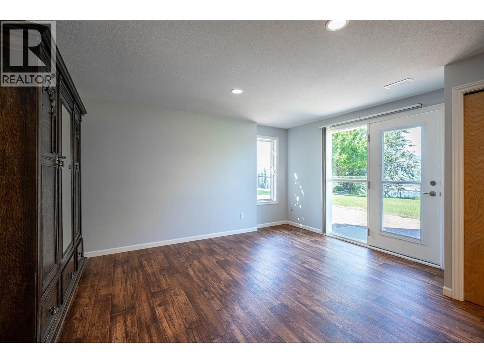 4491 Hebbert Road. Lake Country, British Columbia